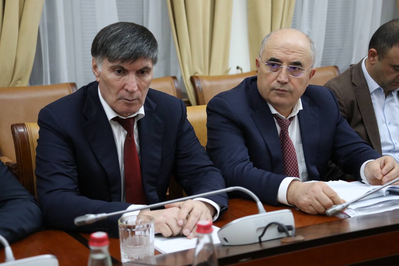 Первое заседание комиссии по безопасности дорожного движения в новом составе прошло в Дагестане