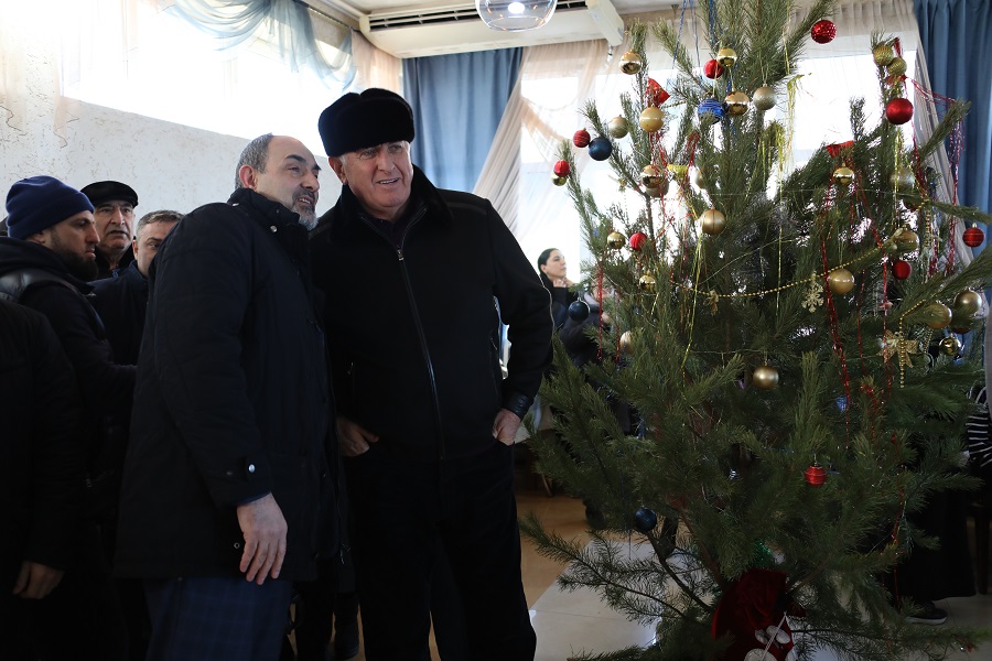 Для палестинцев в Махачкале устроили большой новогодний праздник