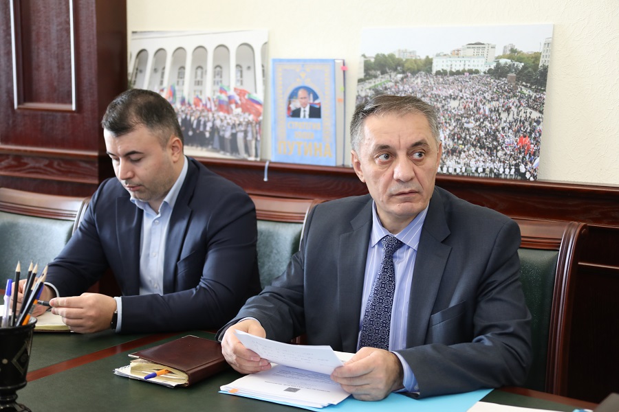 В проект плана проведения Года семьи в Дагестане включено более 120 мероприятий – Абдулмуслим Абдулмуслимов