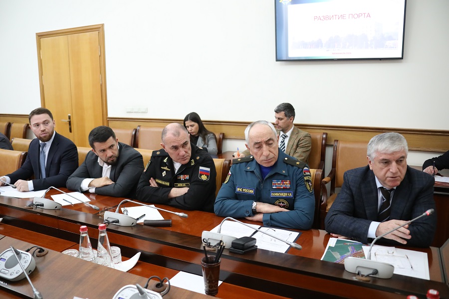 Заседание Совета по морской деятельности прошло под руководством Абдулмуслима Абдулмуслимова