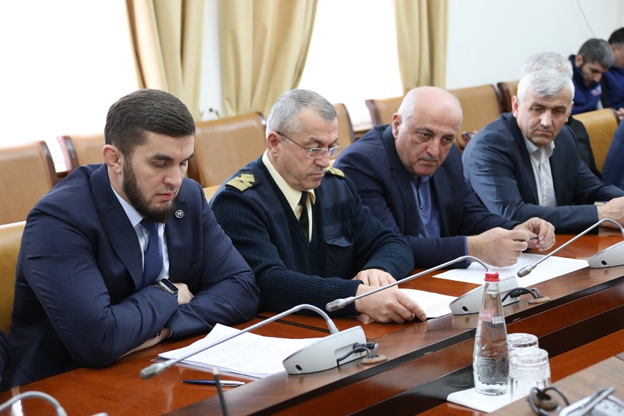 Заседание Совета по морской деятельности прошло под руководством Абдулмуслима Абдулмуслимова