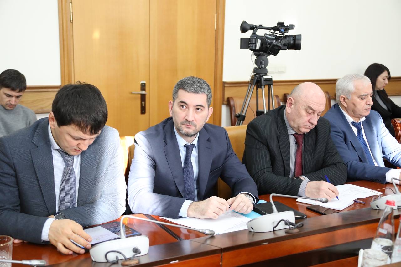 В Правительстве Дагестана прошло заседание Оперативного штаба по устойчивому развитию экономики