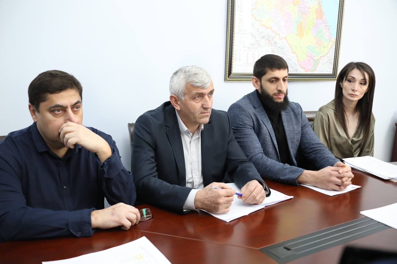 Объем добычи анадромных рыб на 2024 год обсудили в Правительстве Дагестана