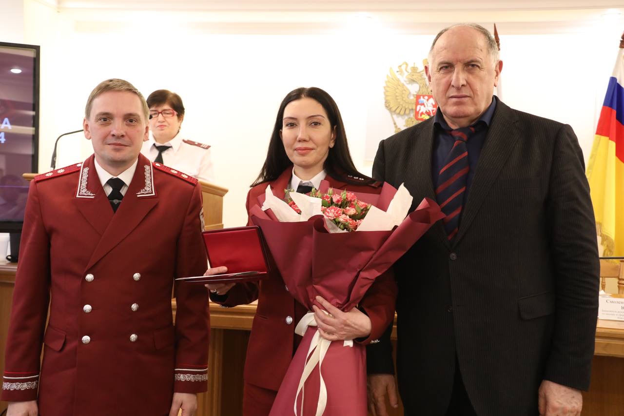 Вячеслав Смоленский и Абдулмуслим Абдулмуслимов посетили коллегию Роспотребнадзора по РД