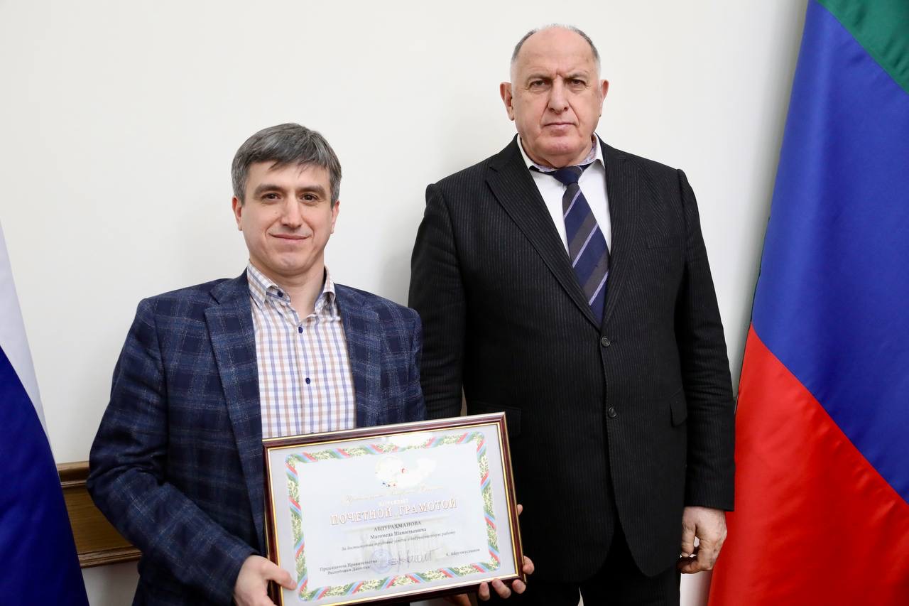 Абдулмуслим Абдулмуслимов вручил госнаграды отличившимся дагестанцам ко Дню защитника Отечества