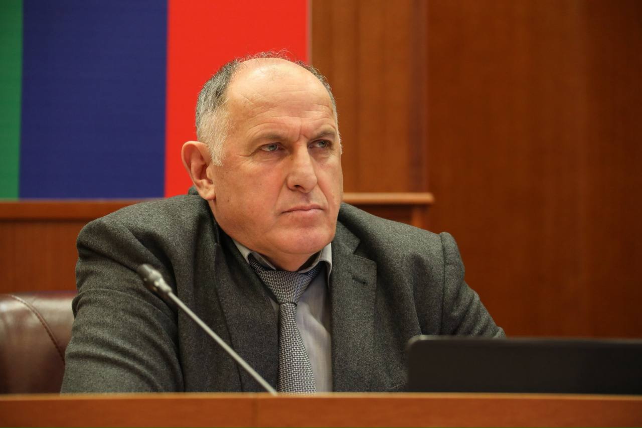 Абдулмуслим Абдулмуслимов принял участие в заседании фракции Единой России