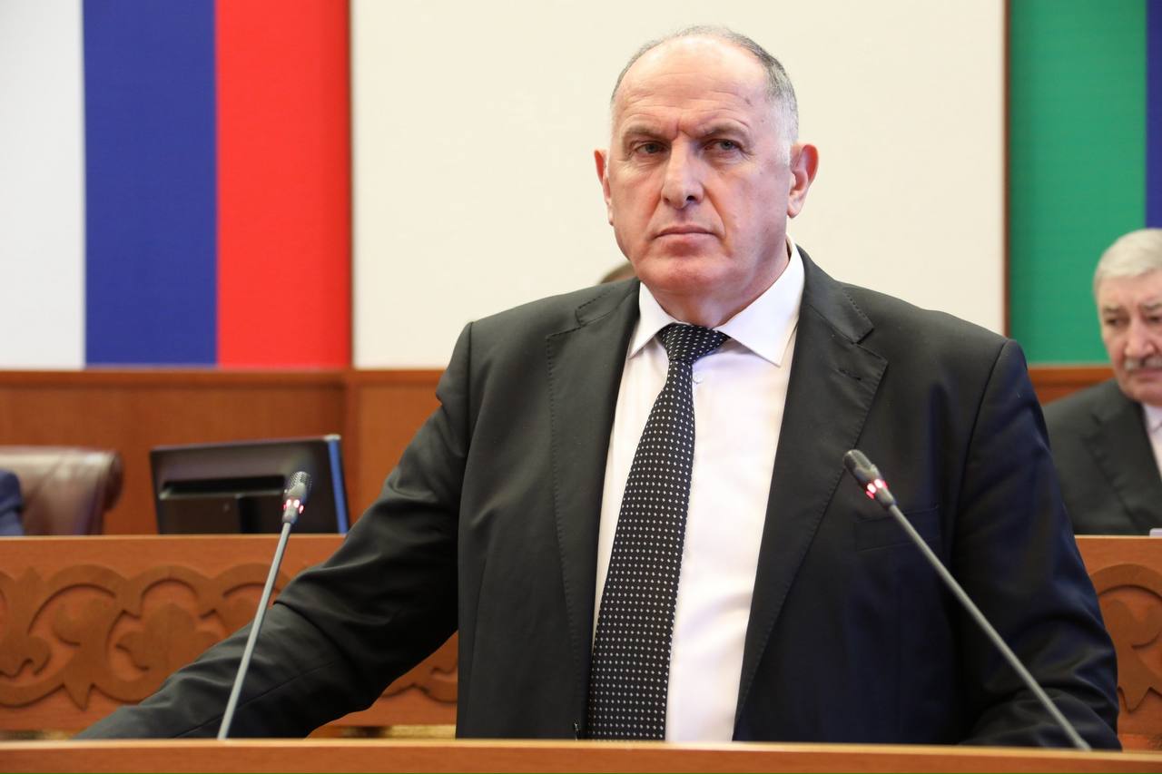 Абдулмуслим Абдулмуслимов представил отчет о деятельности Правительства Дагестана за 2023 год
