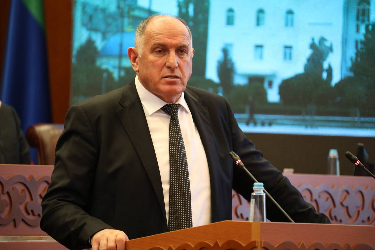 Абдулмуслим Абдулмуслимов представил отчет о деятельности Правительства Дагестана за 2023 год