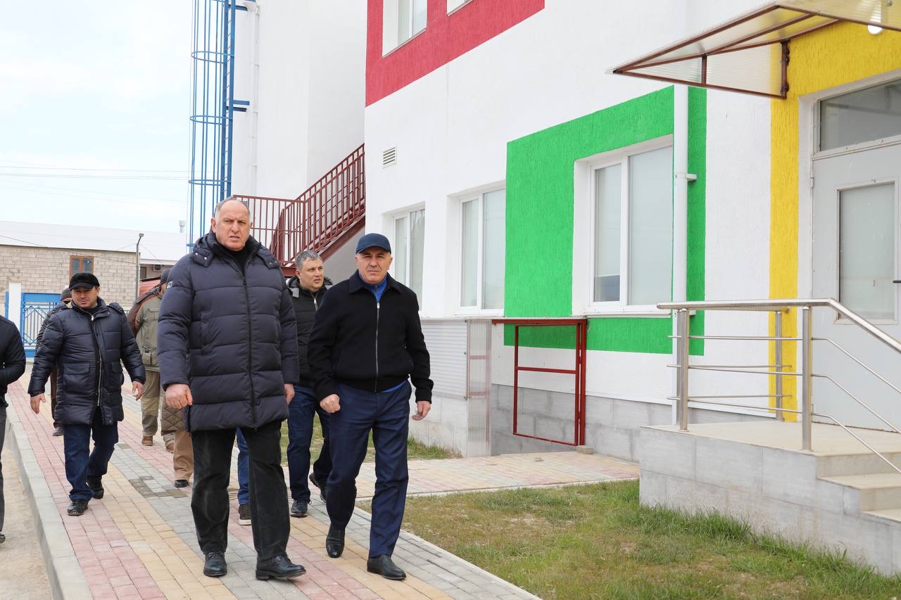 Абдулмуслим Абдулмуслимов проверил готовность к открытию нового детсада на 250 мест в Избербаше