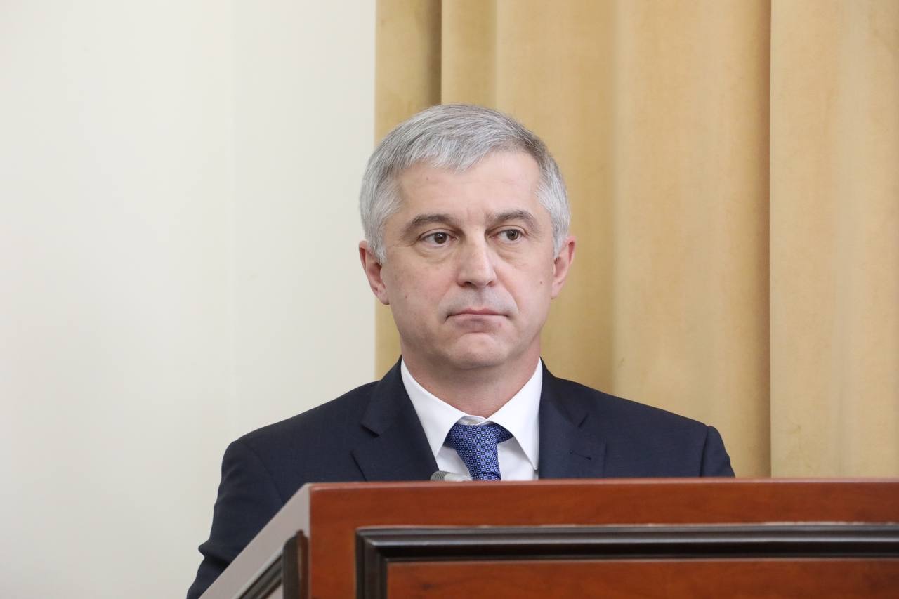 Абдулмуслим Абдулмуслимов провёл заседание Совета по координации деятельности контролирующих и правоохранительных органов в финансово-бюджетной сфере при Главе РД