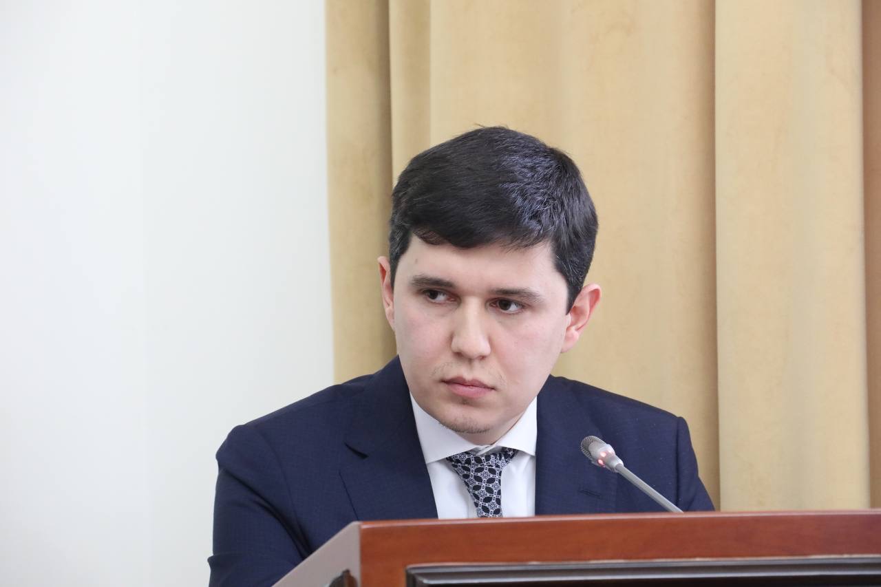 Абдулмуслим Абдулмуслимов провёл заседание Совета по координации деятельности контролирующих и правоохранительных органов в финансово-бюджетной сфере при Главе РД