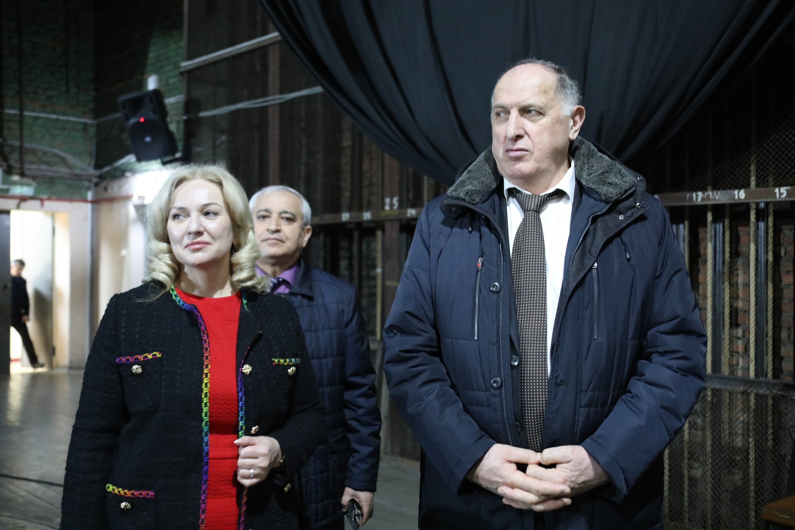 Абдулмуслим Абдулмуслимов посетил Аварский театр