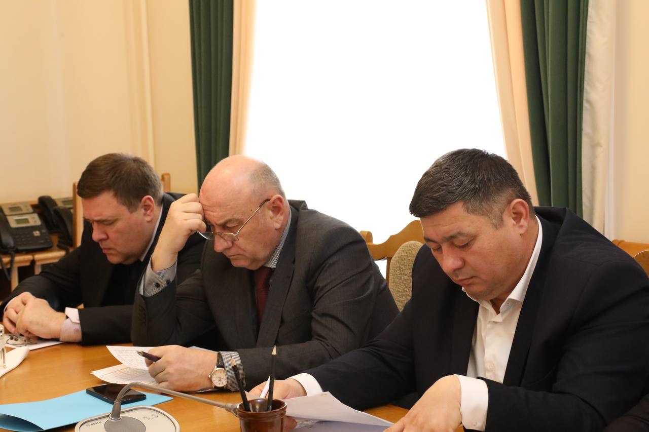 Заседание Правительственной комиссии по проблемам русскоязычного населения состоялось в Правительстве Дагестана