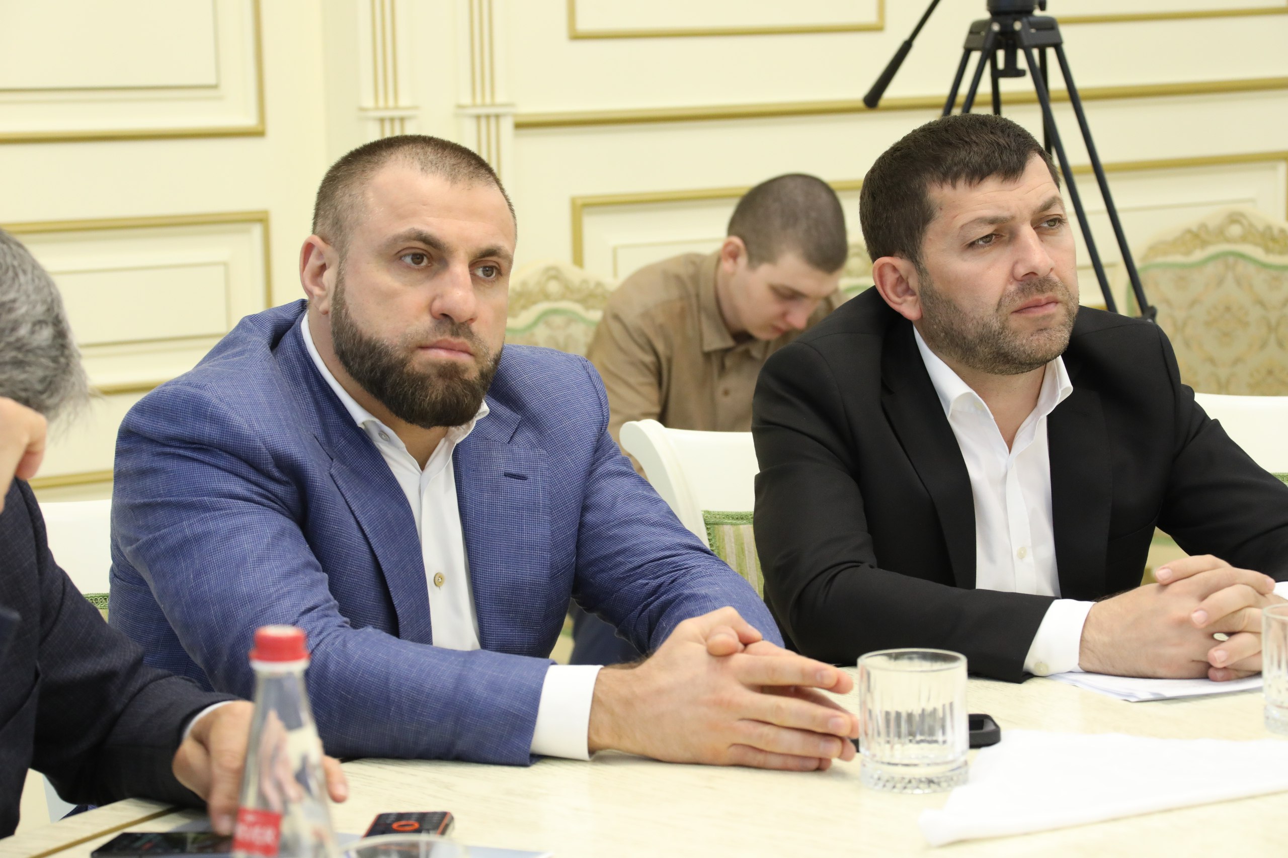 Абдулмуслим Абдулмуслимов принял участие в заседании правления Ассоциации «Совет муниципальных образований»
