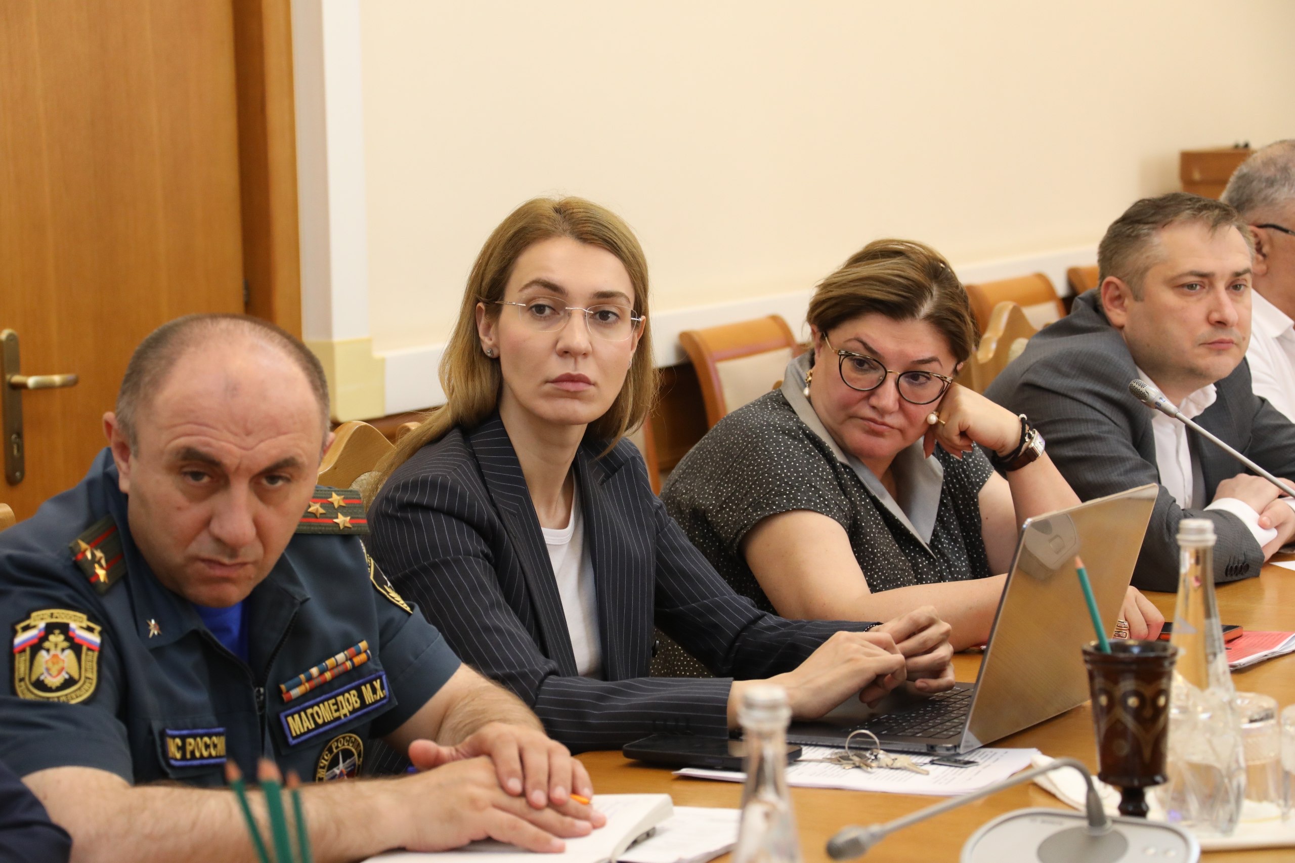 Дагестанцев предупреждают о повышенной активности клещей