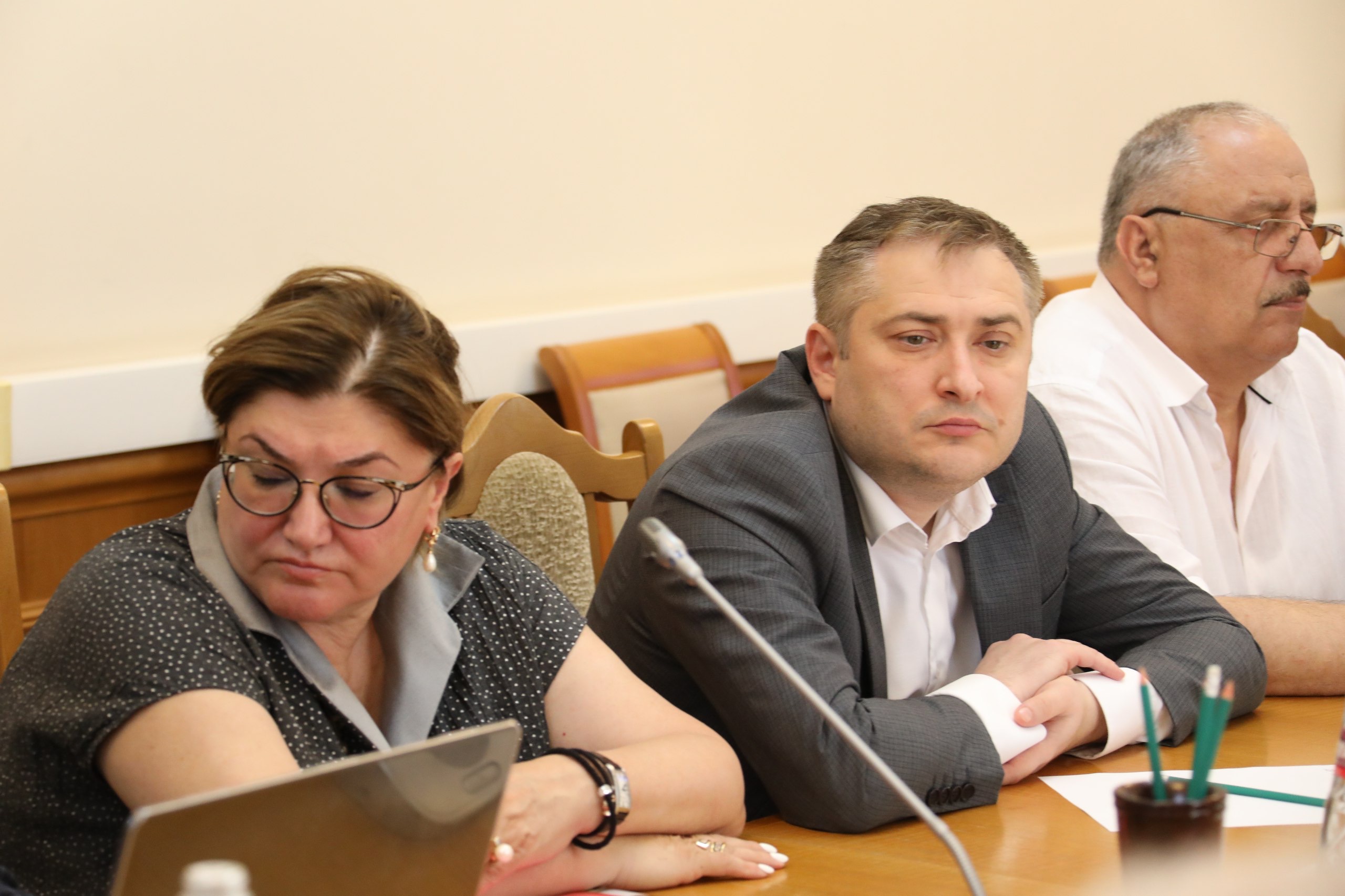 Дагестанцев предупреждают о повышенной активности клещей