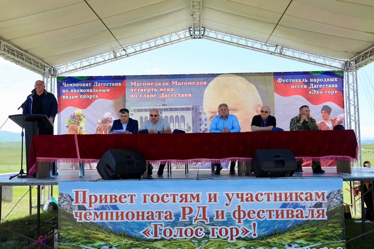 Абдулмуслим Абдулмуслимов принял участие в фестивале «Голос гор» памяти Магомедали Магомедова