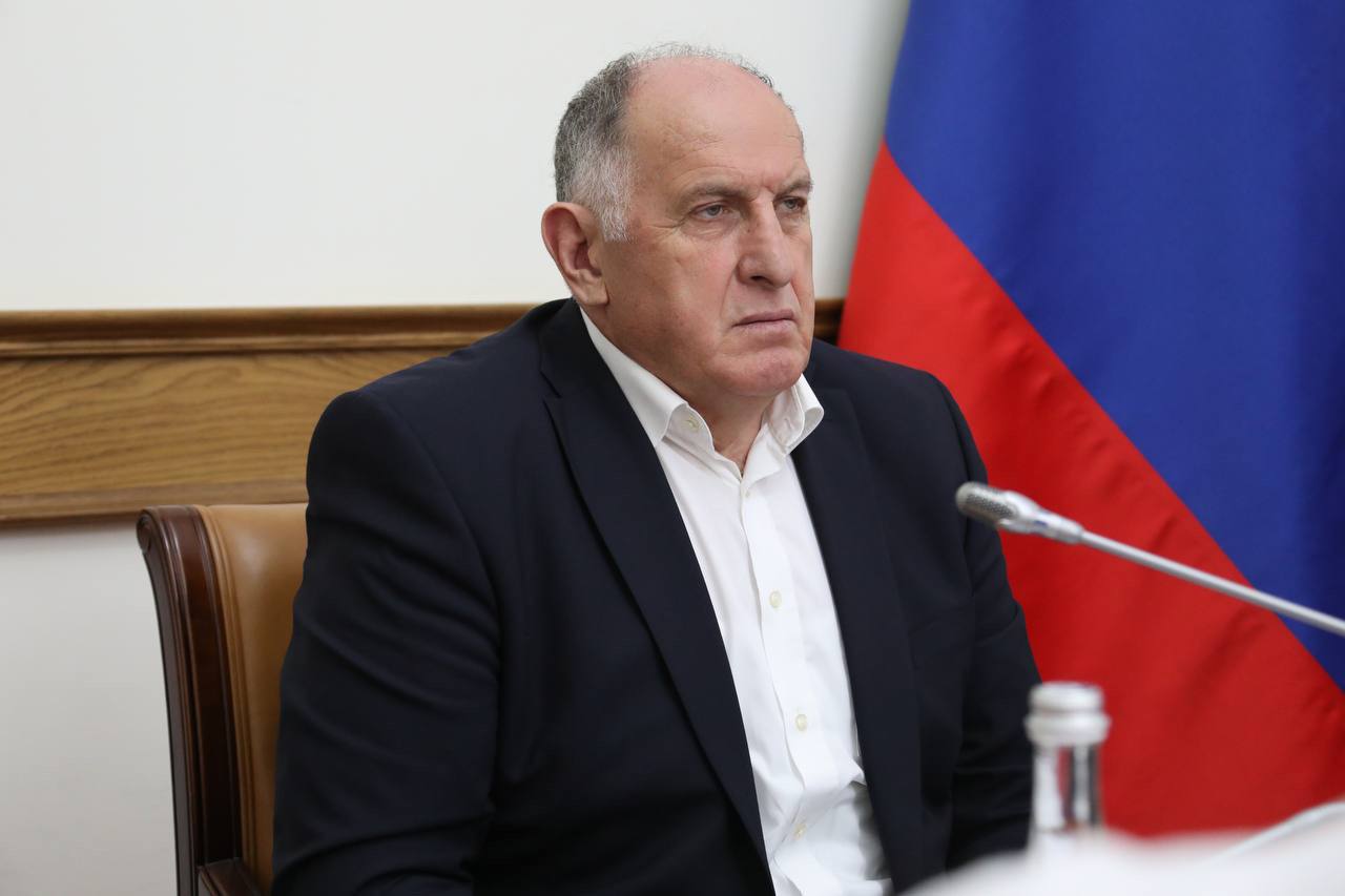 Абдулмуслим Абдулмуслимов провёл заседание правкомиссии по защите информации