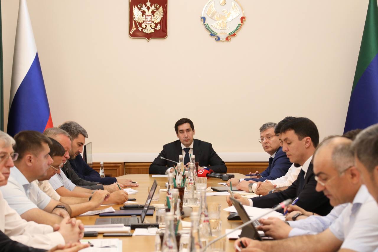 Евгений Грабчак провёл заседание Федерального штаба по стабилизации ситуации с электроснабжением в Дагестане