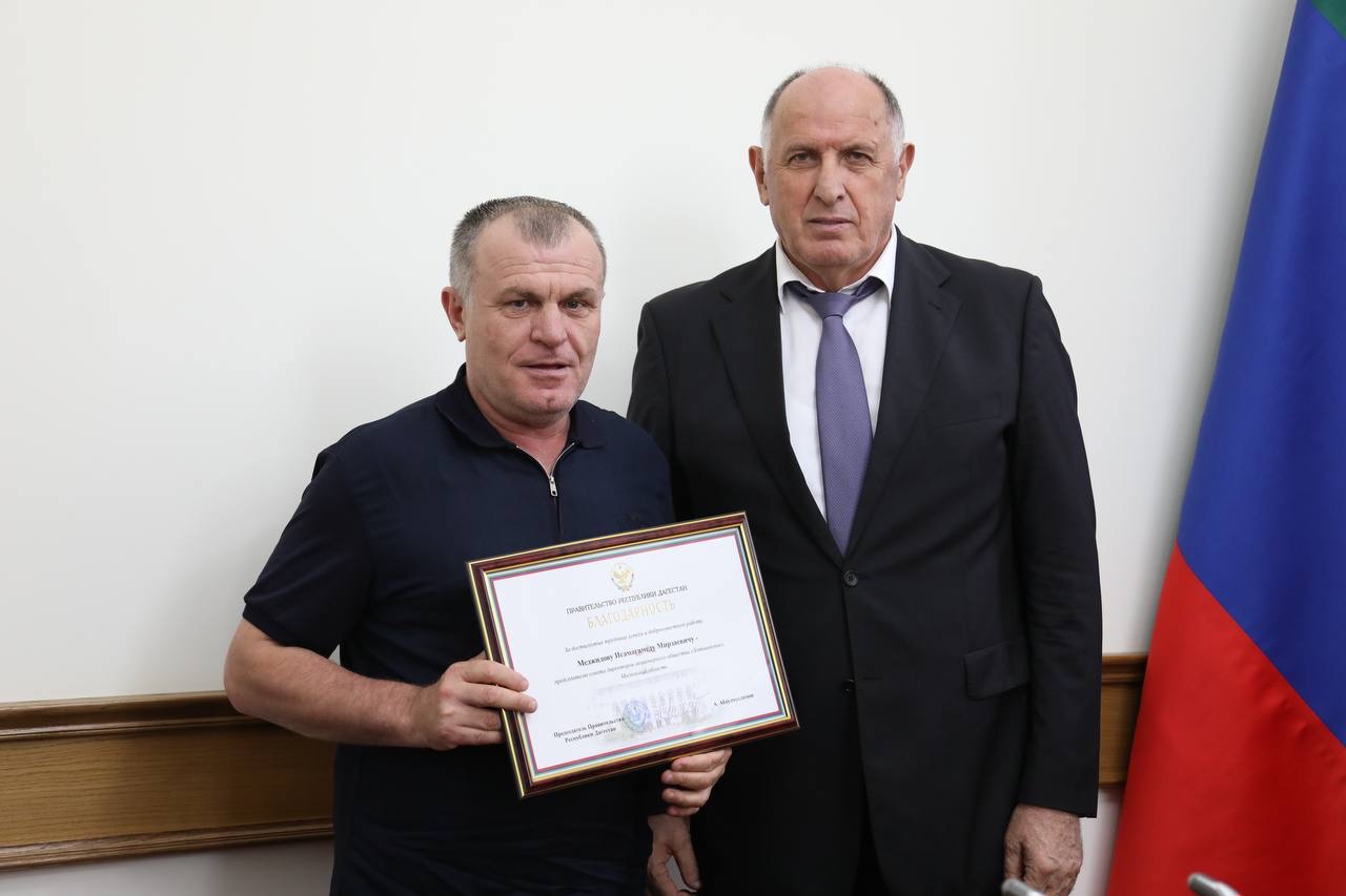 Свыше 30 дагестанцев поощрены госнаградами в канун Дня Конституции республики