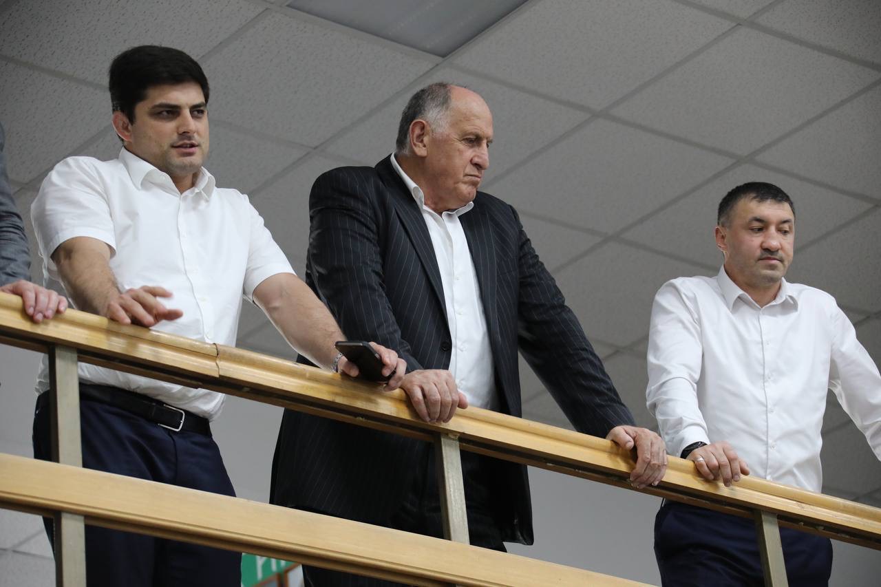 Абдулмуслим Абдулмуслимов дал старт Чемпионату Дагестана по шахматам на призы Муху Алиева