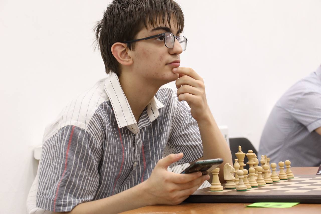 Абдулмуслим Абдулмуслимов дал старт Чемпионату Дагестана по шахматам на призы Муху Алиева