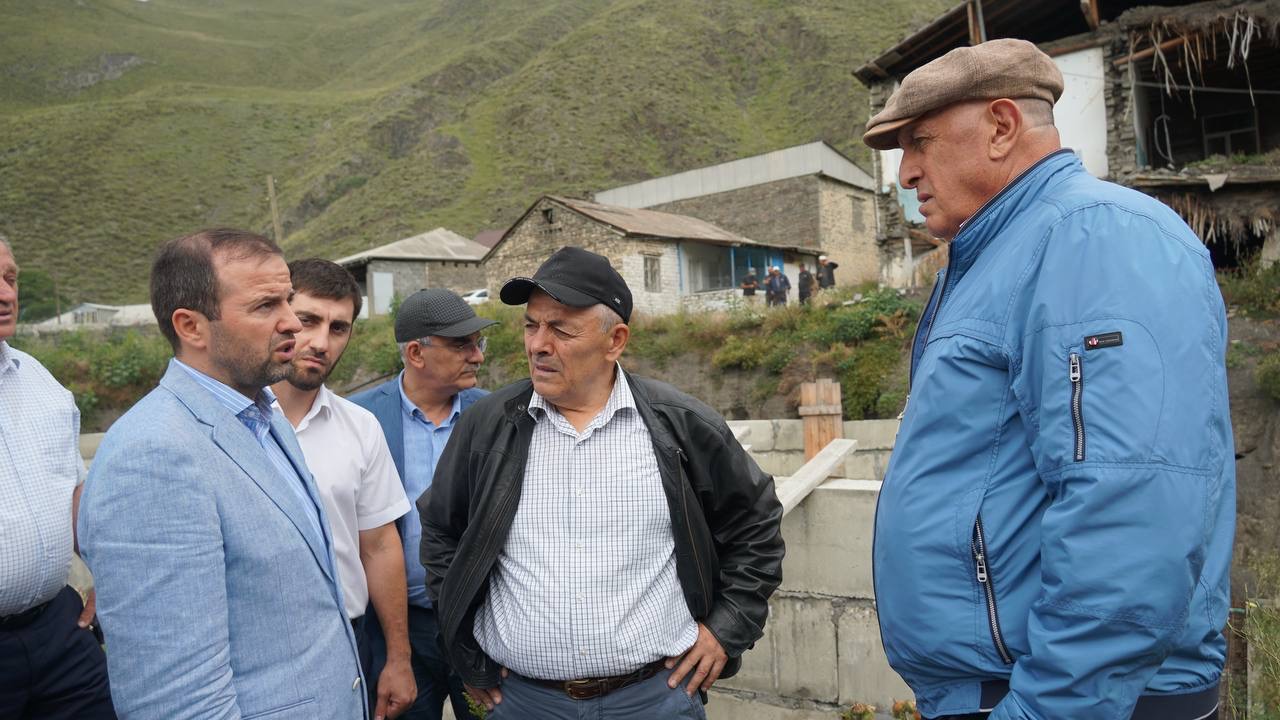 Власти Дагестана обратились в федеральный центр за допфинансированием строительства школы в селе Шиназ