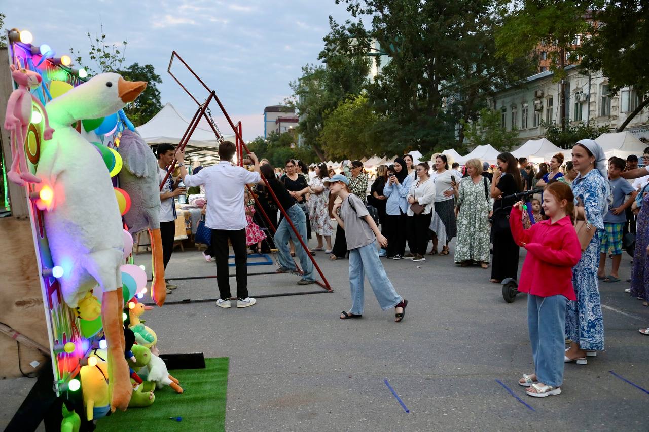 Абдулмуслим Абдулмуслимов дал старт молодежному фестивалю DAGFEST в Махачкале