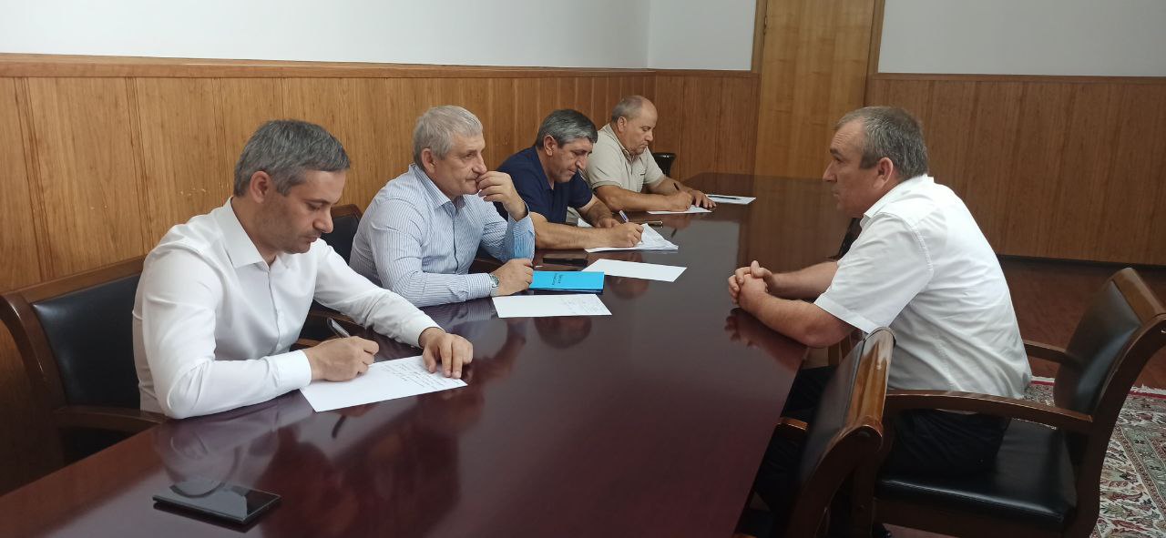 Ризван Газимагомедов провел прием граждан в Ботлихском районе