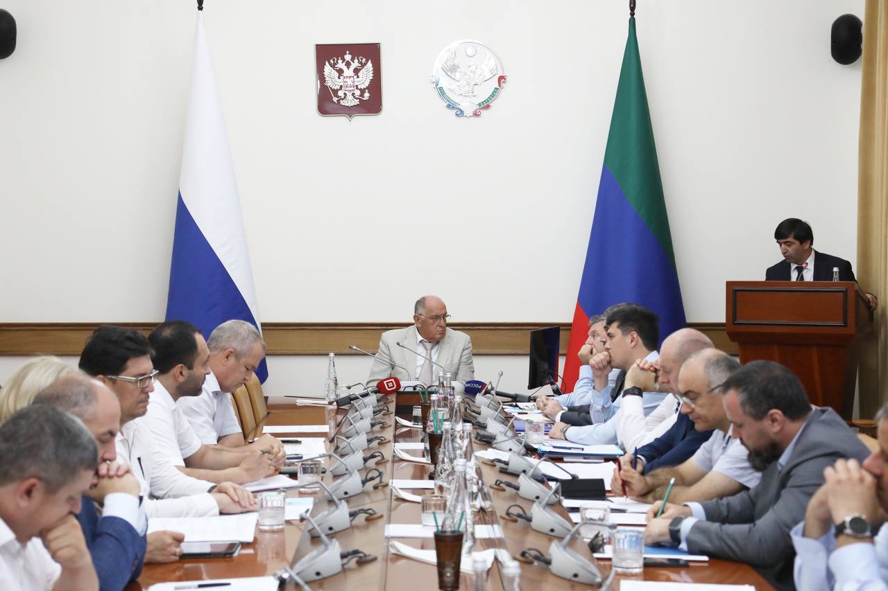 Подготовку объектов ЖКХ к зиме обсудили в Правительстве Дагестана