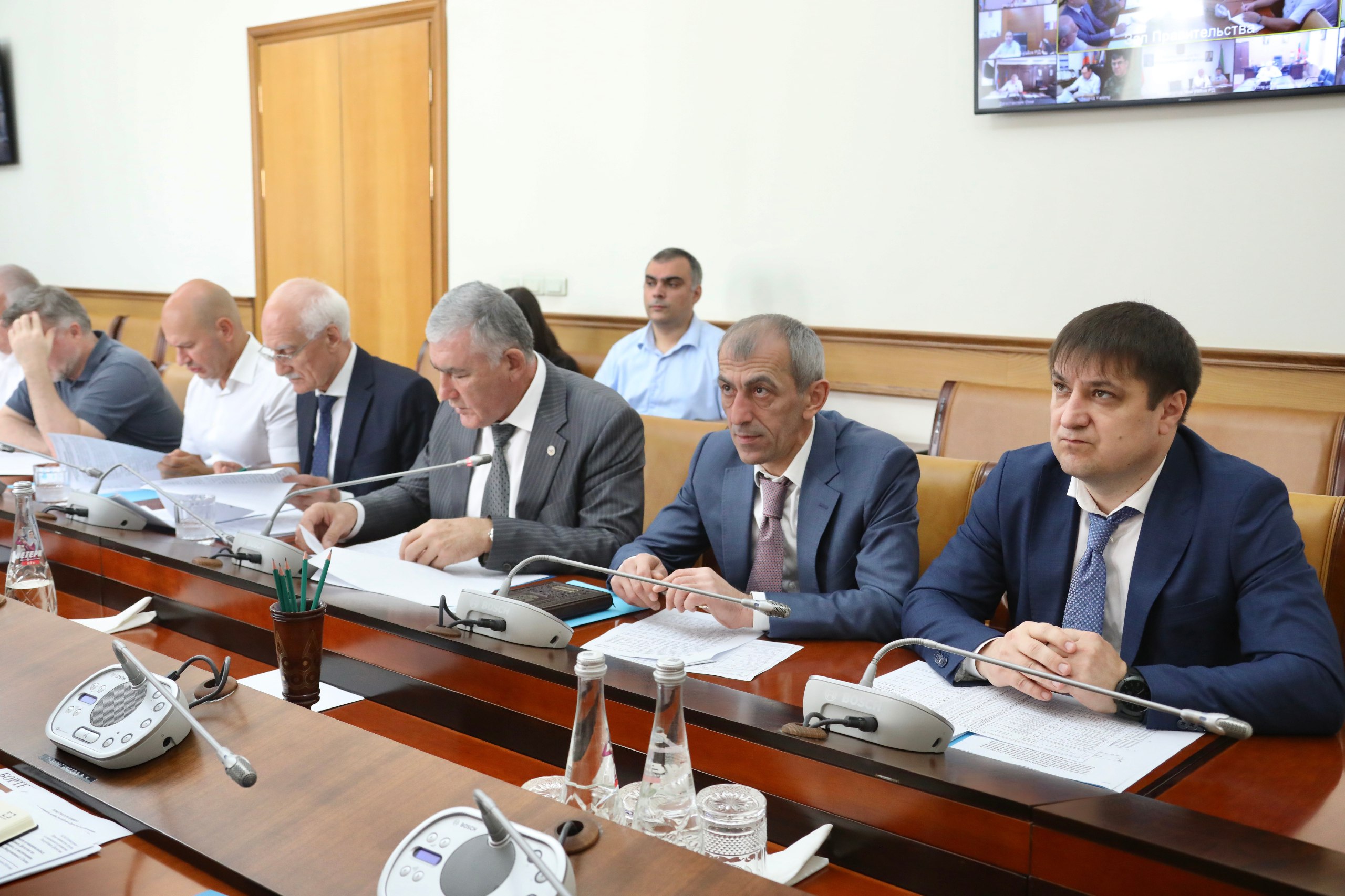 Абдулмуслим Абдулмуслимов провёл заседание Оперативного штаба РД