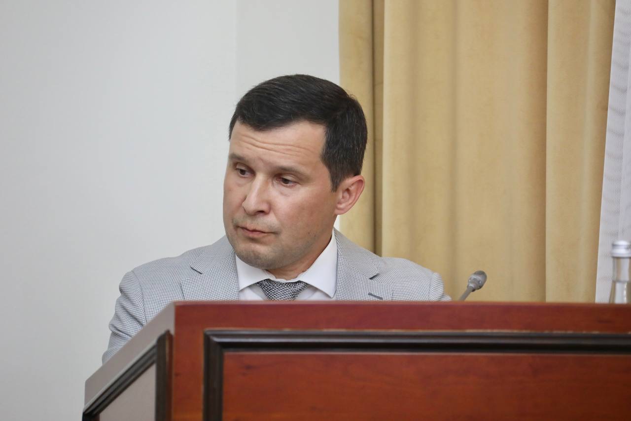 Премьер Дагестана призвал глав муниципалитетов активнее работать над сбором налогов
