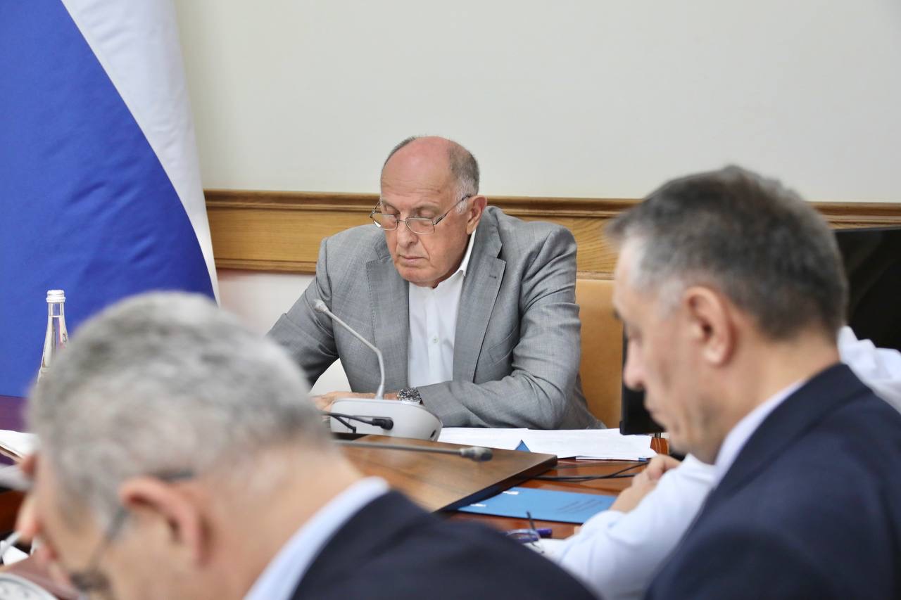 Премьер Дагестана призвал глав муниципалитетов активнее работать над сбором налогов