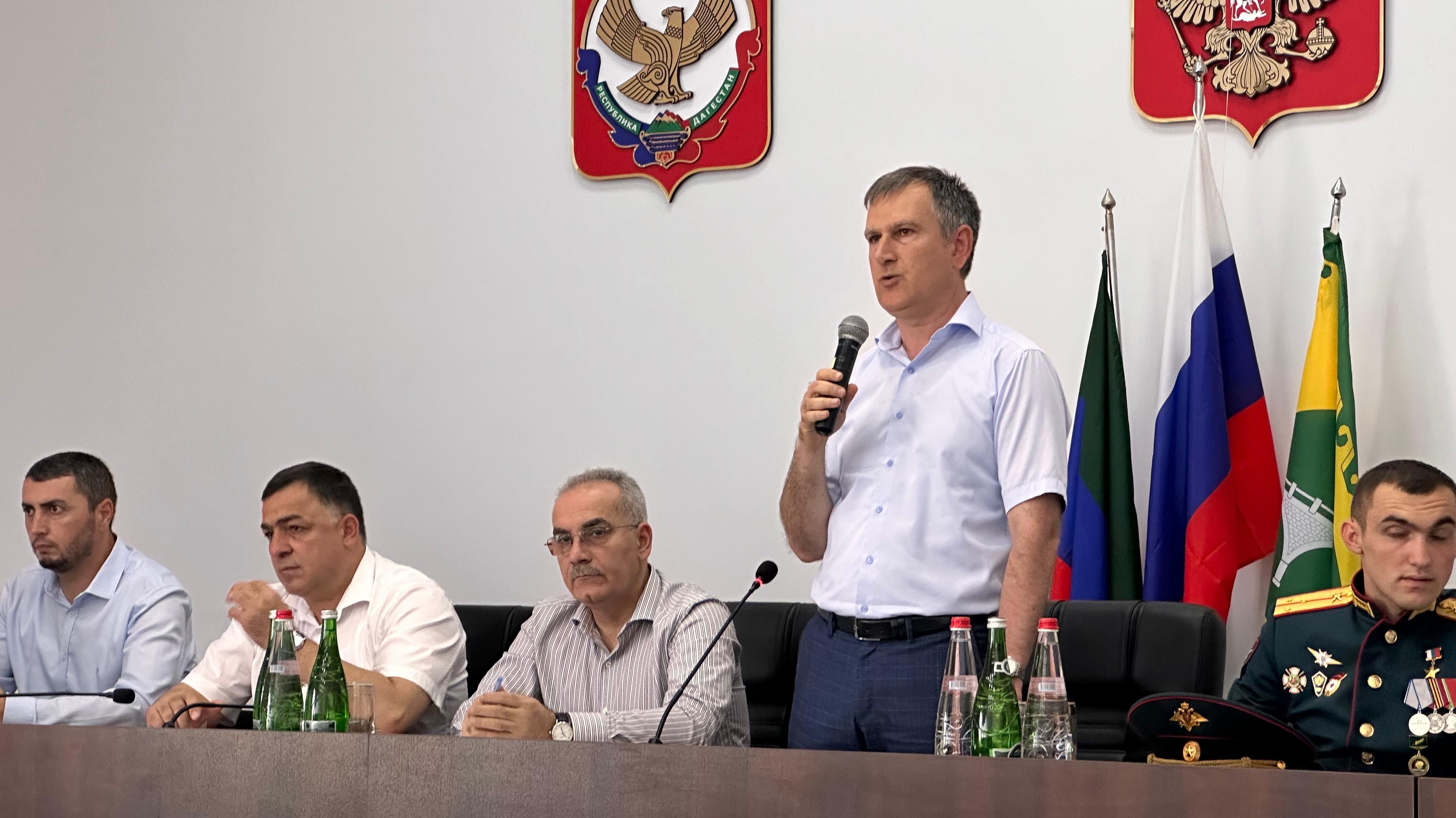 Героя России Муслима Муслимова торжественно чествовали в Сулейман-Стальском районе