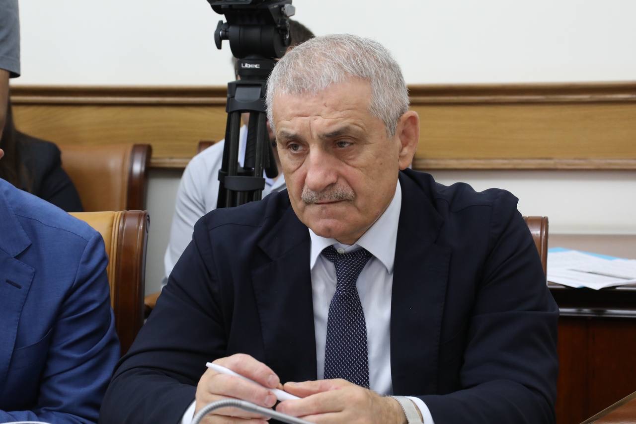 В Дагестане продолжается строительство склада «Озон»