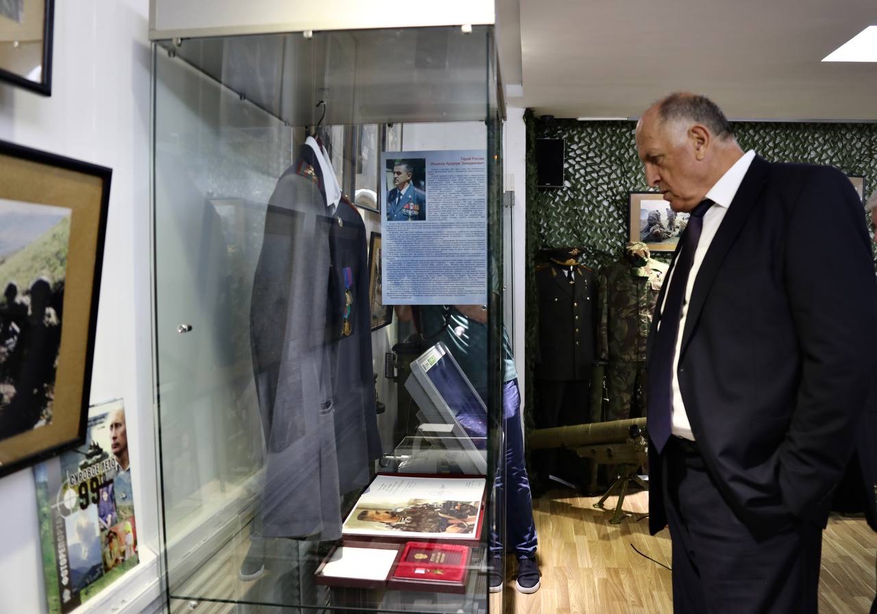 Абдулмуслим Абдулмуслимов дал старт 38-му международному фестивалю «Дни Белых журавлей» в Махачкале