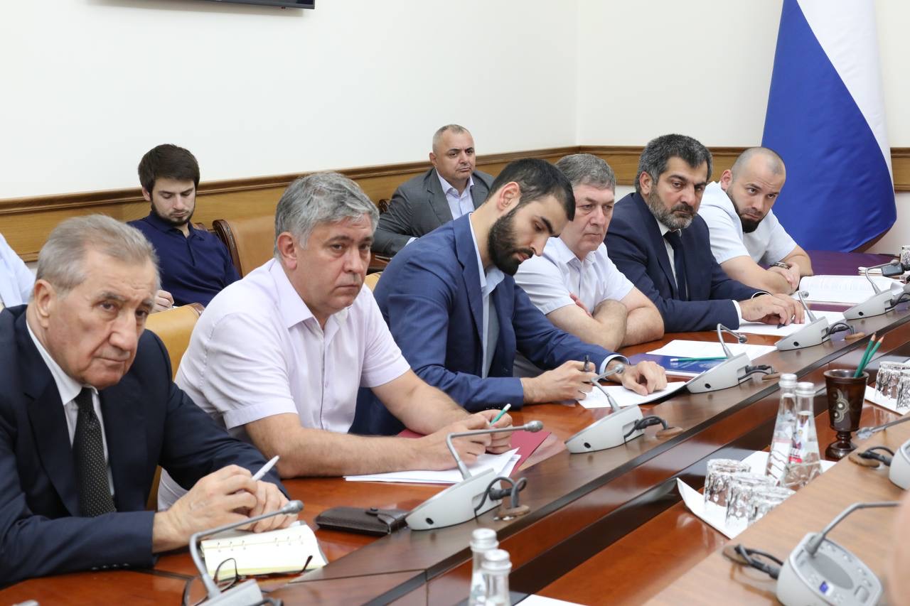 Первую заявку на получение права использования знака «Бренд «Дагестан» рассмотрели в Правительстве РД