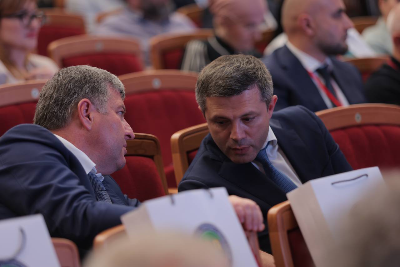 Более тысячи человек приняли участие в экономическом форуме к 100-летию Минэкономразвития Дагестана