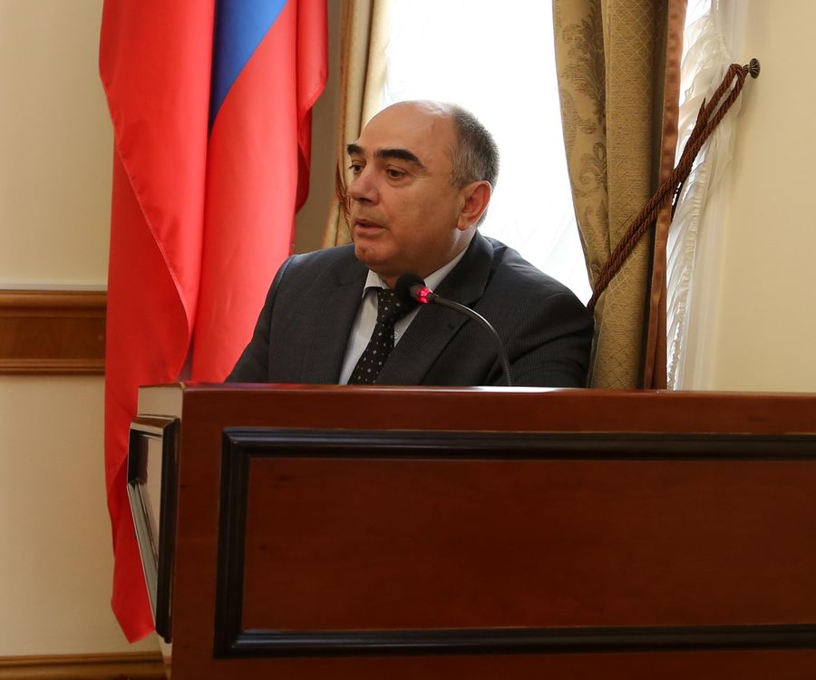 В Правительстве республики рассмотрен ход реализации приоритетных проектов Президента РД