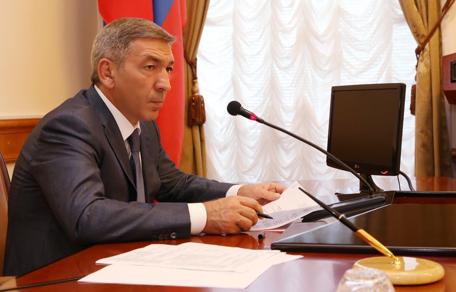 Состоялось заседание Оргкомитета по празднованию юбилея Расула Гамзатова