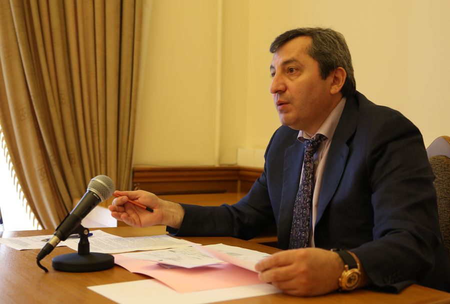 М.Насрутдинов: «До сентября долги по заработной плате должны быть выплачены»