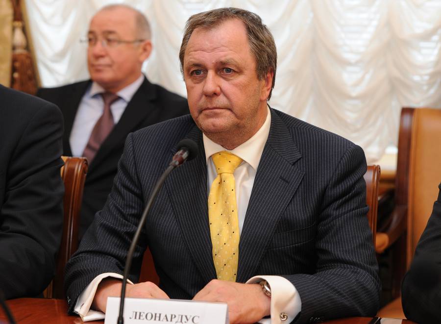 А.Гамидов встретился с бизнесменами из Бельгии и Голландии