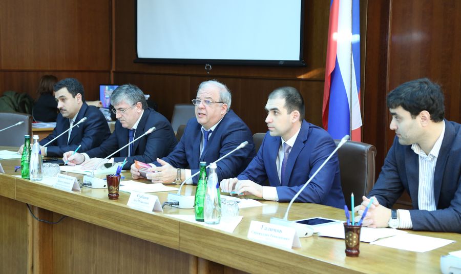 А. Карибов: «Молодежь не раз доказывала, что способна мыслить масштабно»
