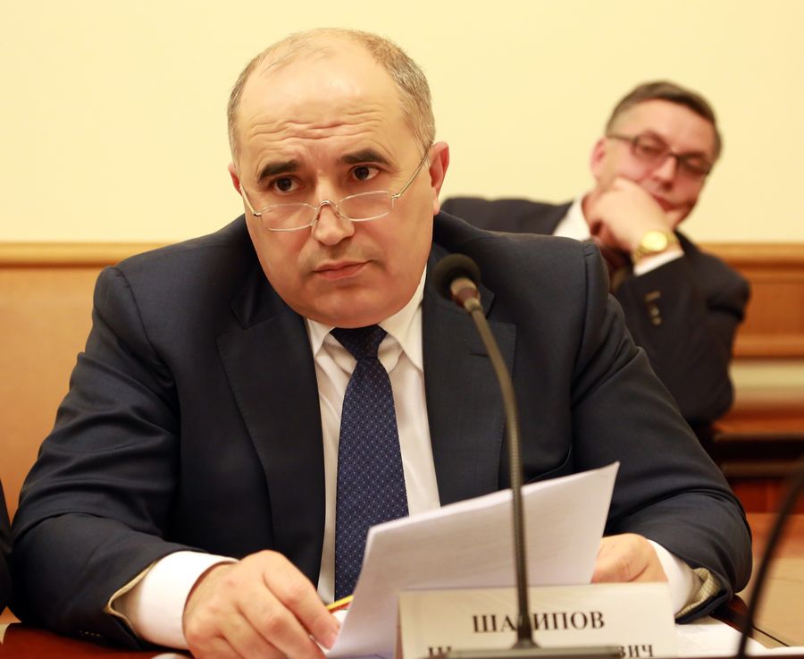 Абдусамад Гамидов провел совещание по вопросу реализации инвестиционного проекта «АГРИКО»