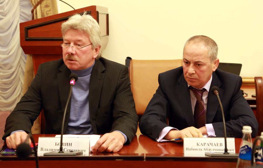 Абдусамад Гамидов провел совещание по вопросу реализации инвестиционного проекта «АГРИКО»