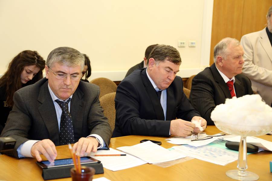 В Дагестане обсудили проект по выращиванию и переработке хлопка