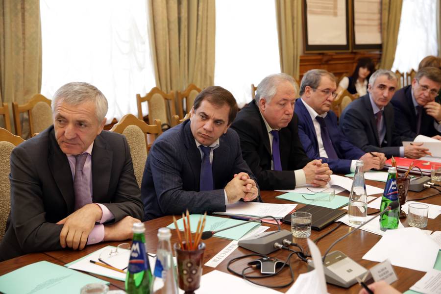 Рассмотрен ход исполнения майских Указов Президента России