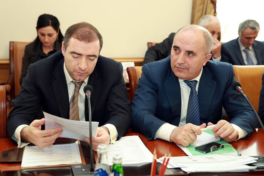 В Правительстве Дагестана обсудили вопрос проведения весенних полевых работ