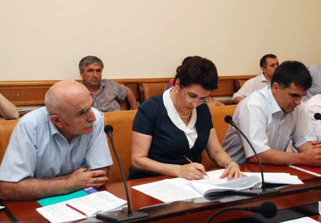                    Обсуждена ситуация по бруцеллезу в республике