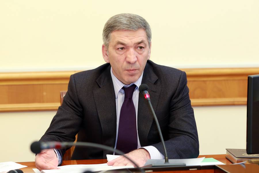 А.Гамидов: «Работы по подготовке к празднованию 2000-летия Дербента ведутся не достаточно быстро».